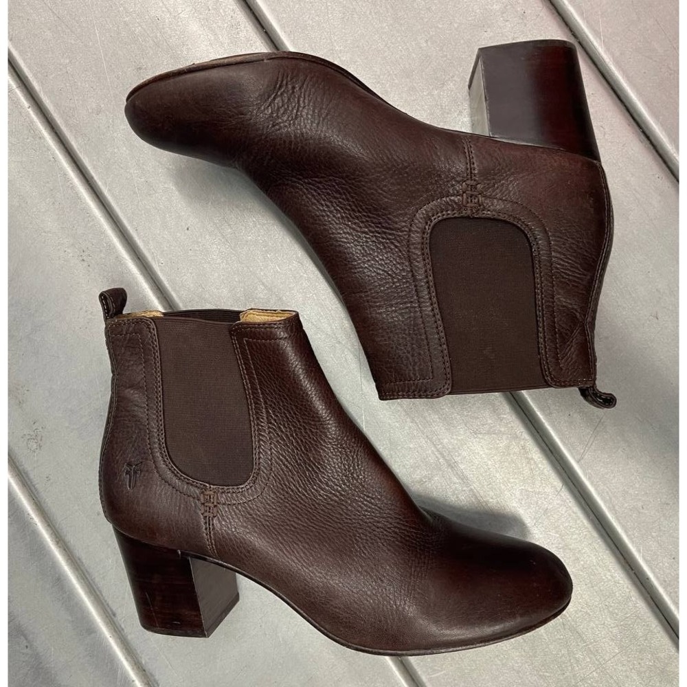 Frye Stella Chelsea Boots Womens 10M Dark Brown Leather Heel Bootie - Picture 9 of 12